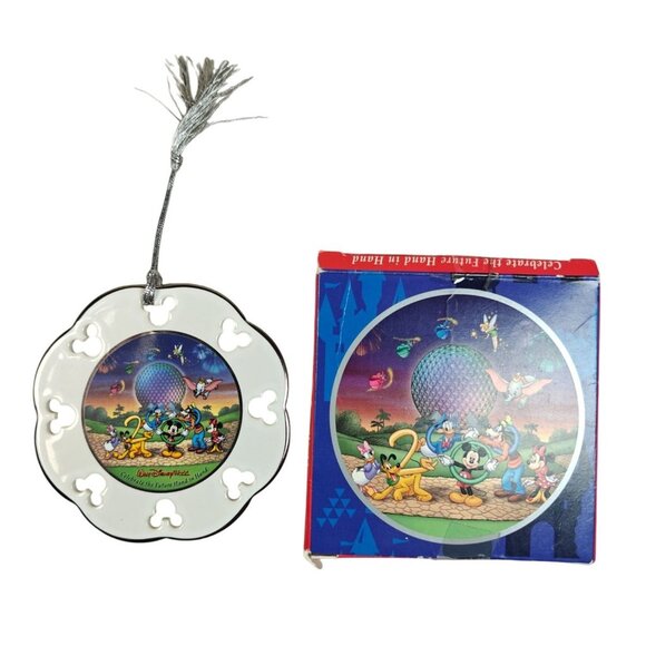 Walt Disney World 2000 Ceramic Ornament Celebrate The Future Hand In Hand - Picture 1 of 4